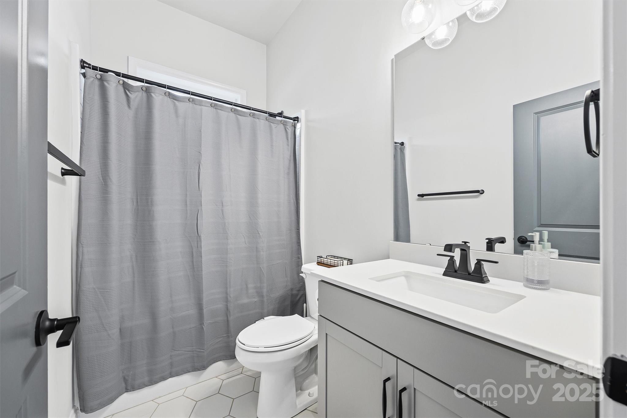 Villa Heights - Residential