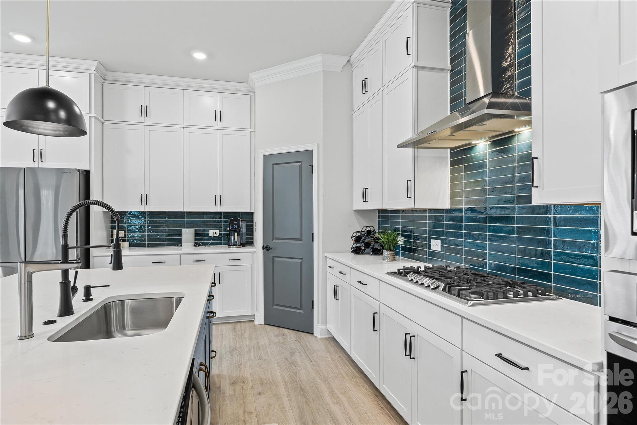 Villa Heights - Residential