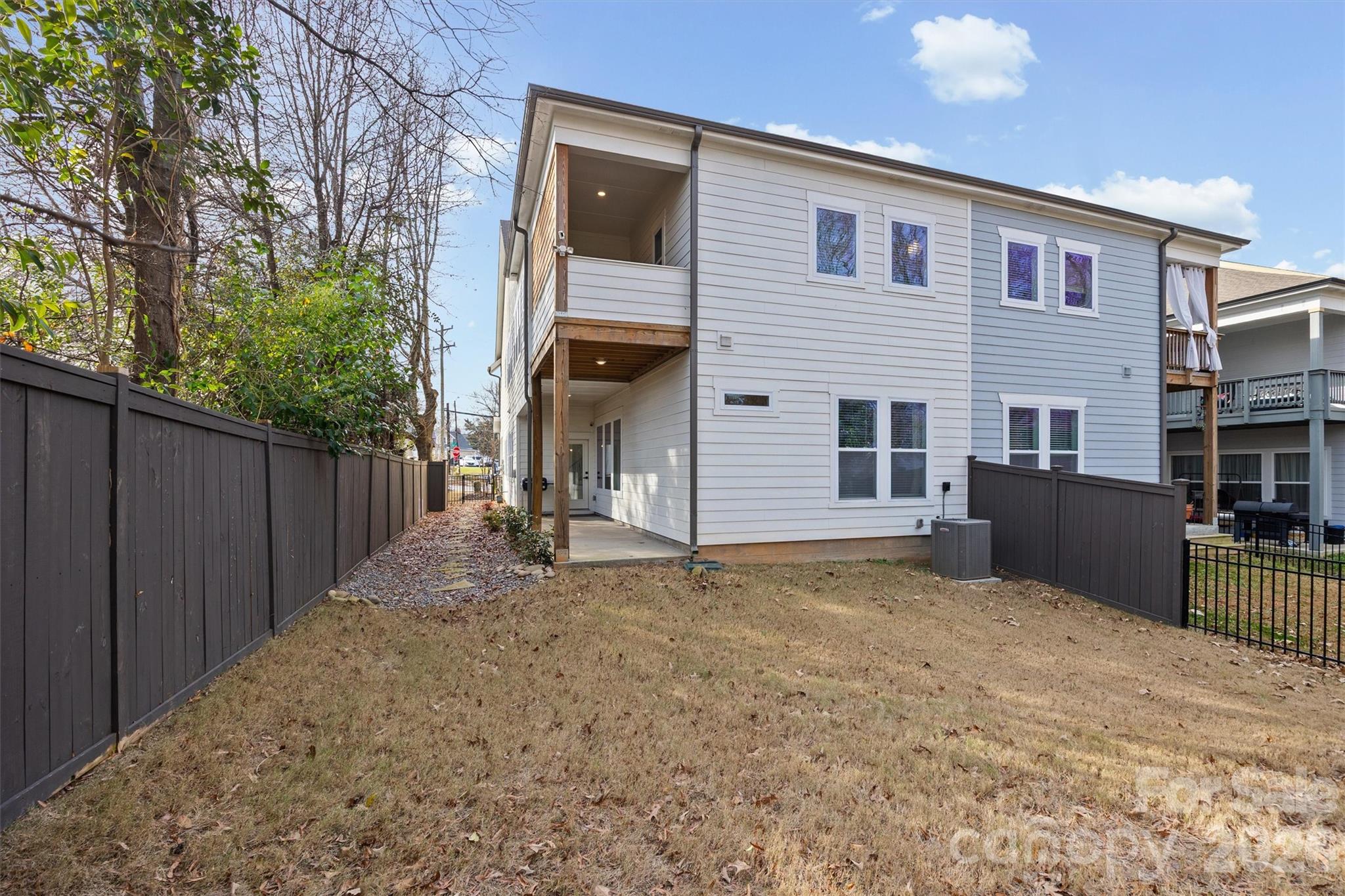 Villa Heights - Residential