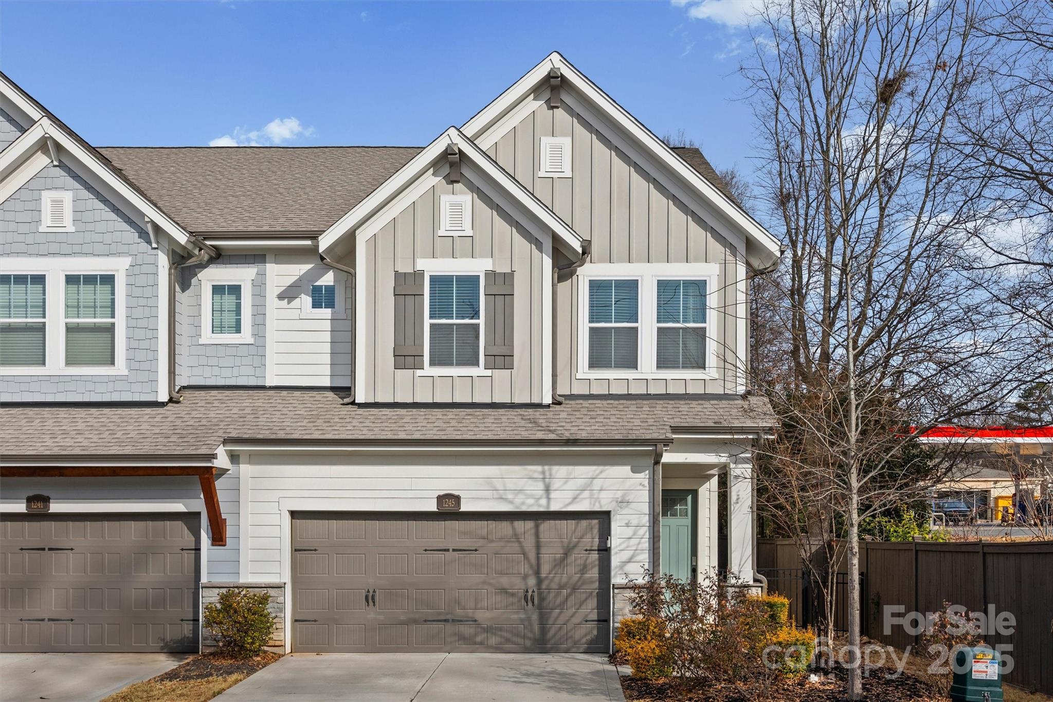 Villa Heights - Residential