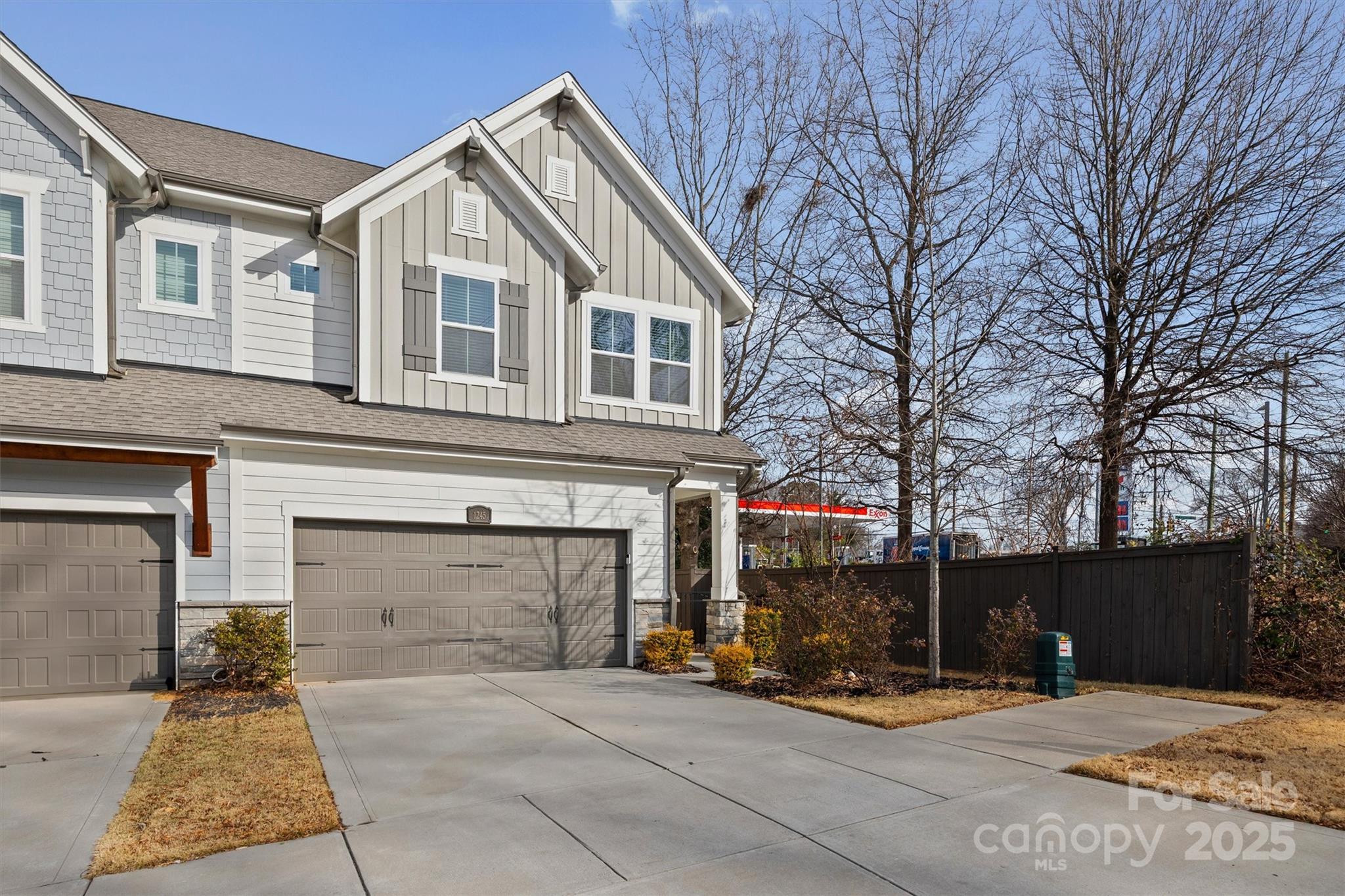 Villa Heights - Residential