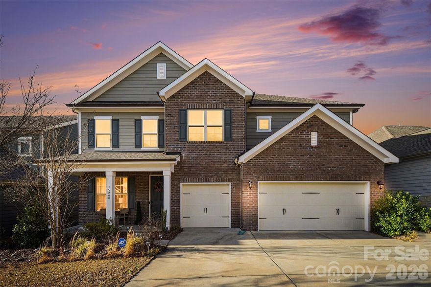 Nestled in the sought-after Beckett Cove subdivision, this meticulously maintained one-owner home offers the perfect blend of comfort, style, and convenience. With over 3,000 square feet of well-designed living space, this 5-bedroom, 3.5-bathroom residence is truly move-in ready and waiting for its next chapter. Step inside to discover a bright and inviting open floor plan where gleaming wood floors flow throughout the main living areas. The spacious living room is centered around a cozy fireplace, creating a warm focal point for gatherings. The kitchen features granite countertops, ample cabinetry, and a large island that provides extra prep space and seating—perfect for casual meals or entertaining guests. A bedroom conveniently located on the first floor makes it ideal for guests, a home office, or multi-generational living. A separate dedicated office offers additional flexibility for those working from home. Upstairs, the luxurious primary suite awaits, highlighted by a huge walk-in closet that offers incredible storage space. Outside, the charm continues with both a covered front porch and a covered rear porch. Whether you are sipping your morning coffee or hosting a weekend barbecue, these outdoor spaces invite you to relax and enjoy the peaceful surroundings. The three-car garage offers plenty of room for vehicles, storage, or a workshop. Living in Beckett Cove means enjoying a prime location with access to everything the area has to offer, from the Rivergate Shopping Center, Charlotte Premium Outlets, McDowell Nature Preserve on Lake Wylie, to the short drive to both the Charlotte Douglas International Airport and Uptown Charlotte, with easy access to I-485 and I-77.
With absolutely nothing to do but move in, this one-owner treasure in Beckett Cove is a rare find. Don't miss your chance to make it yours!