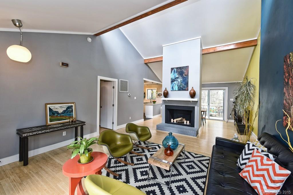 Tega Cay - Residential