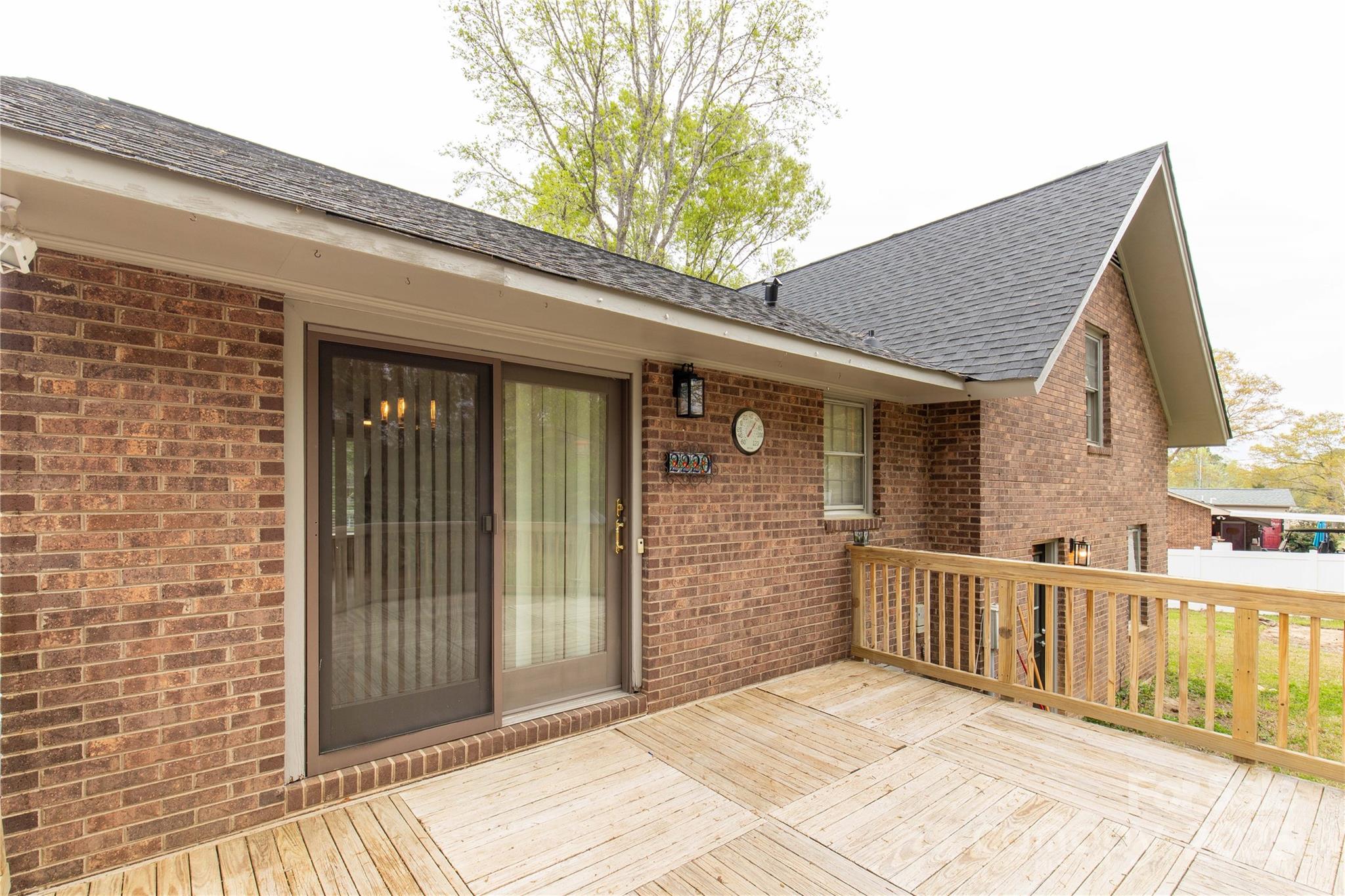 2220 Ross Cauthen Road