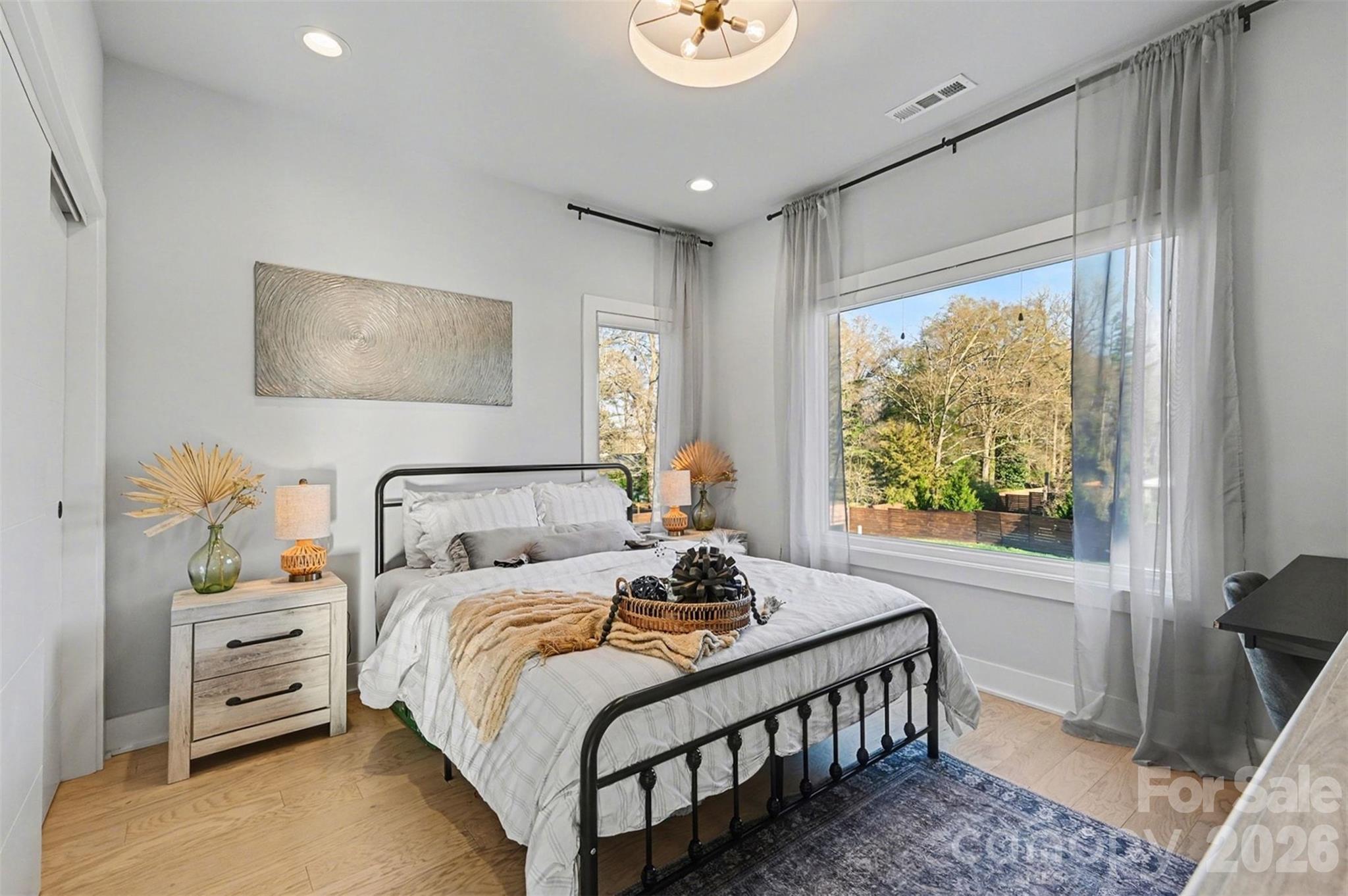 Lake Mist - Residential