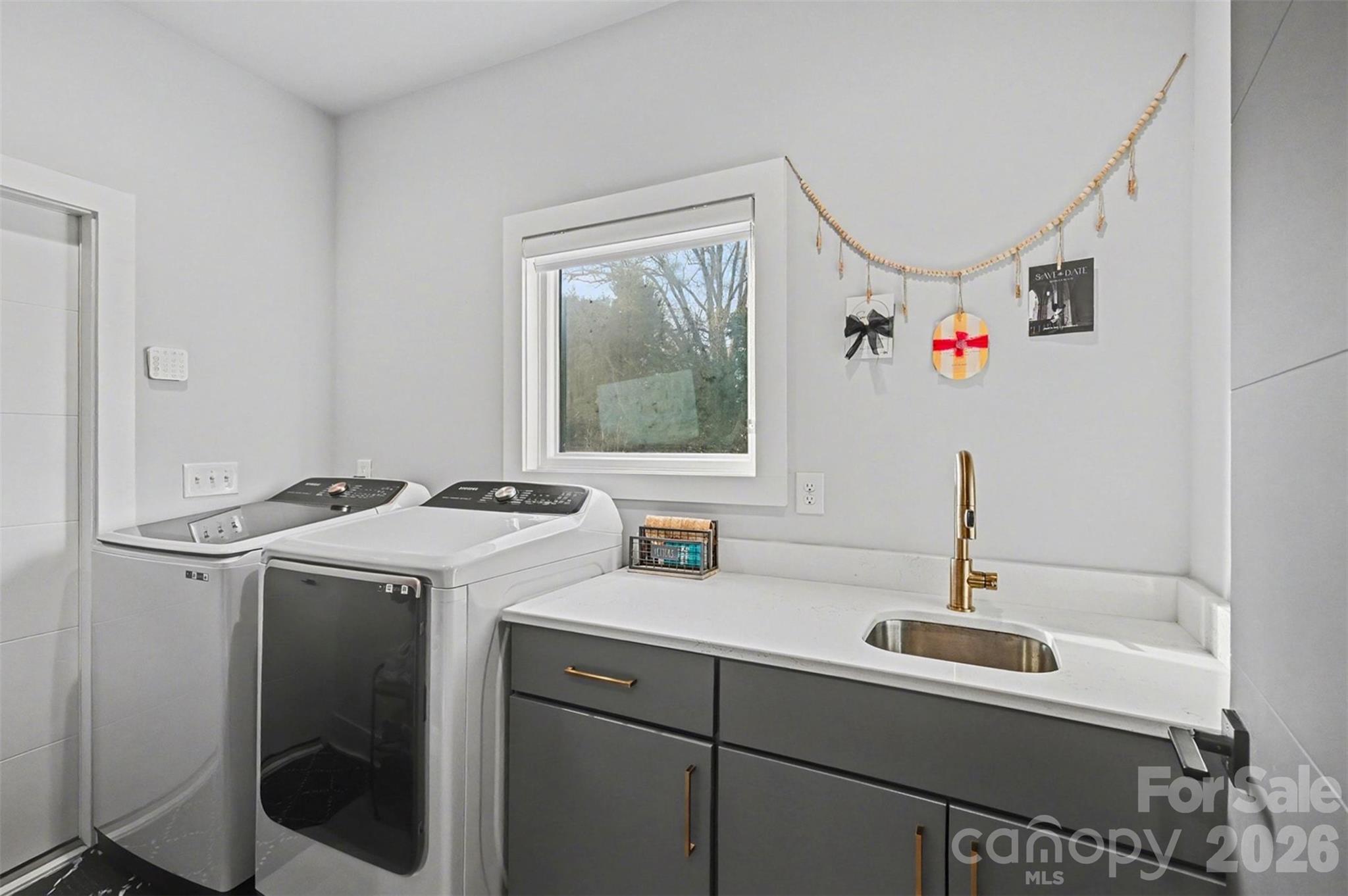 Lake Mist - Residential