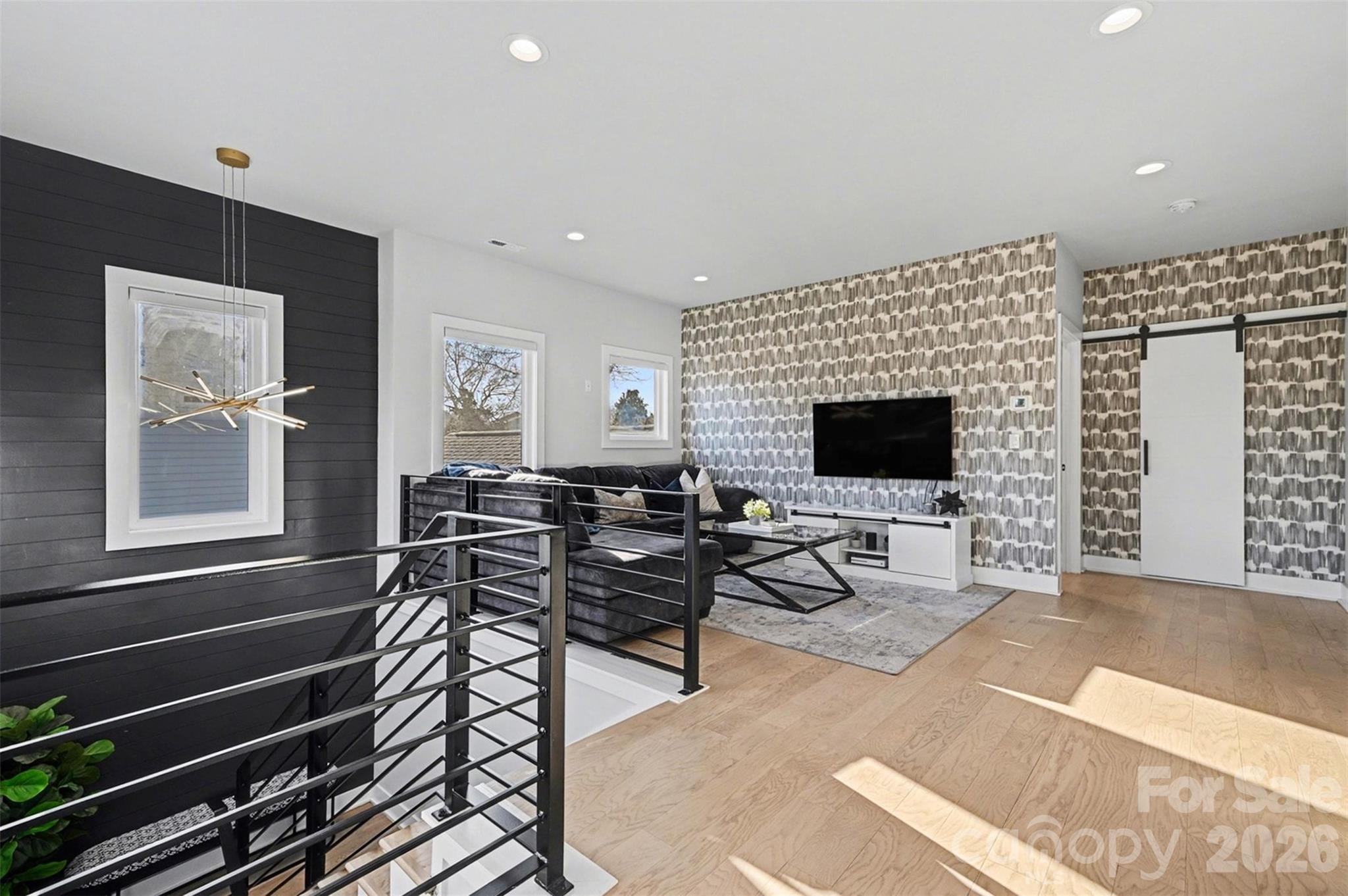 Lake Mist - Residential