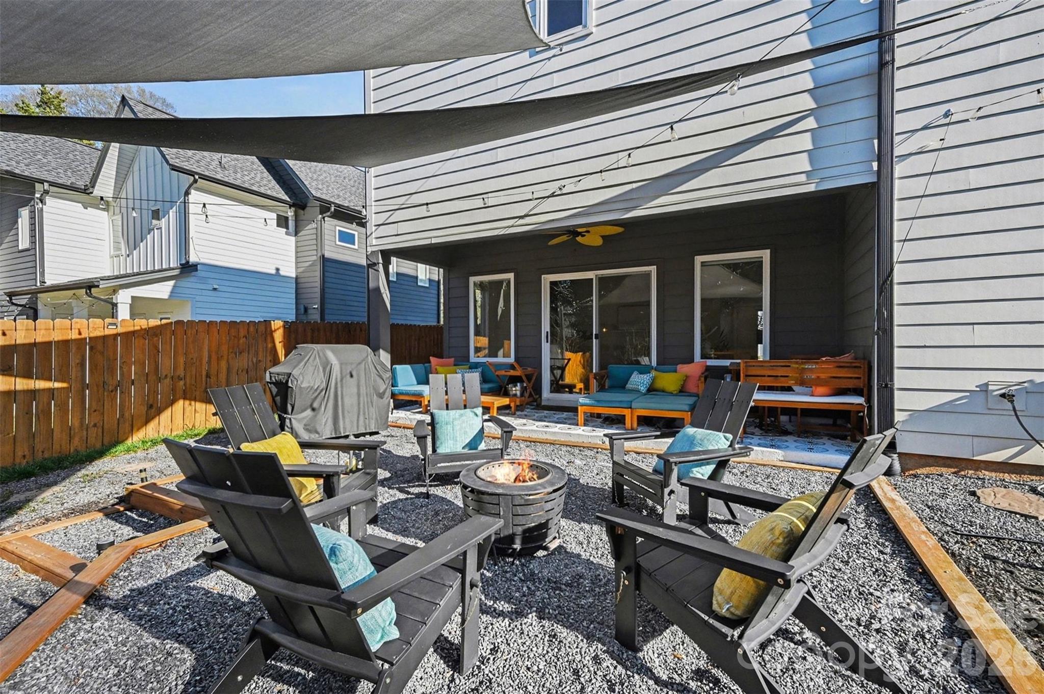 Lake Mist - Residential