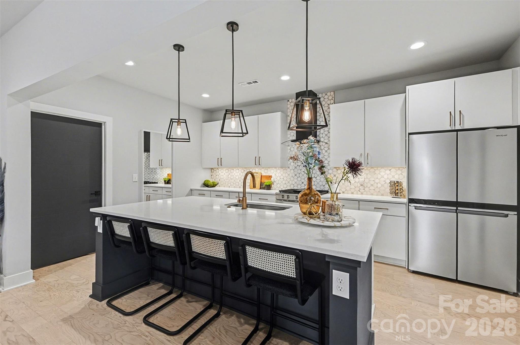 Lake Mist - Residential