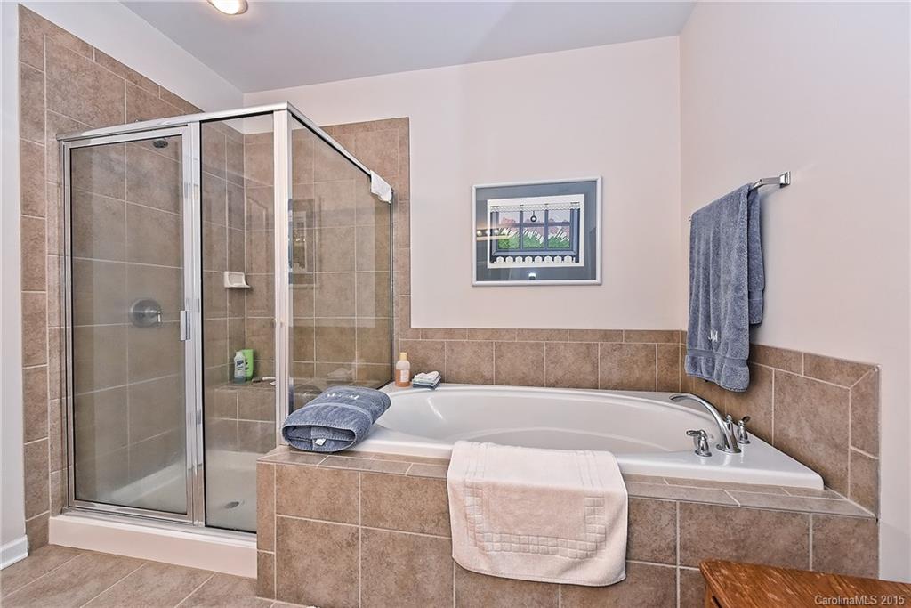 Lake Shore On Lake Wylie - Residential