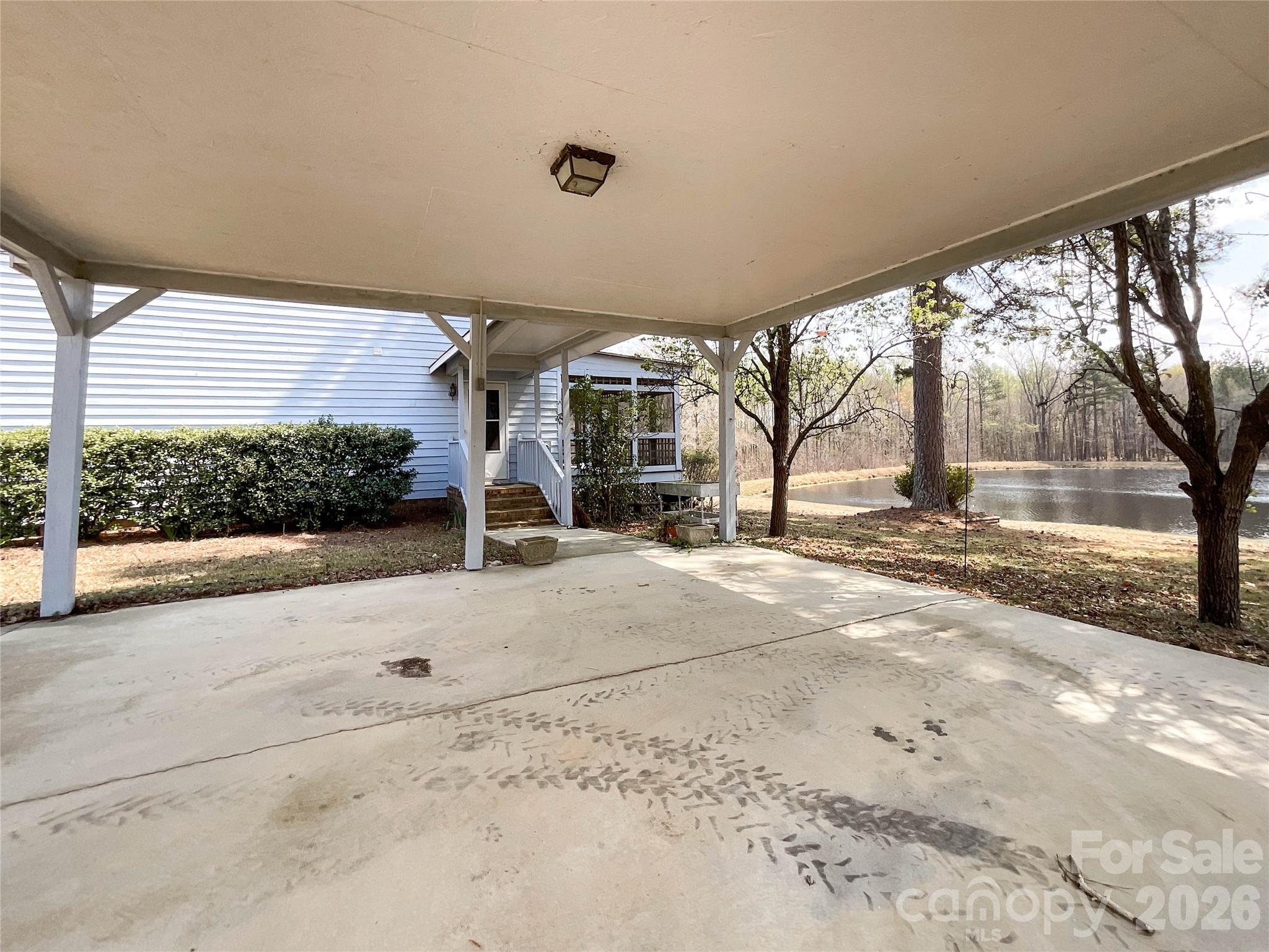 819 Triple Creek Road