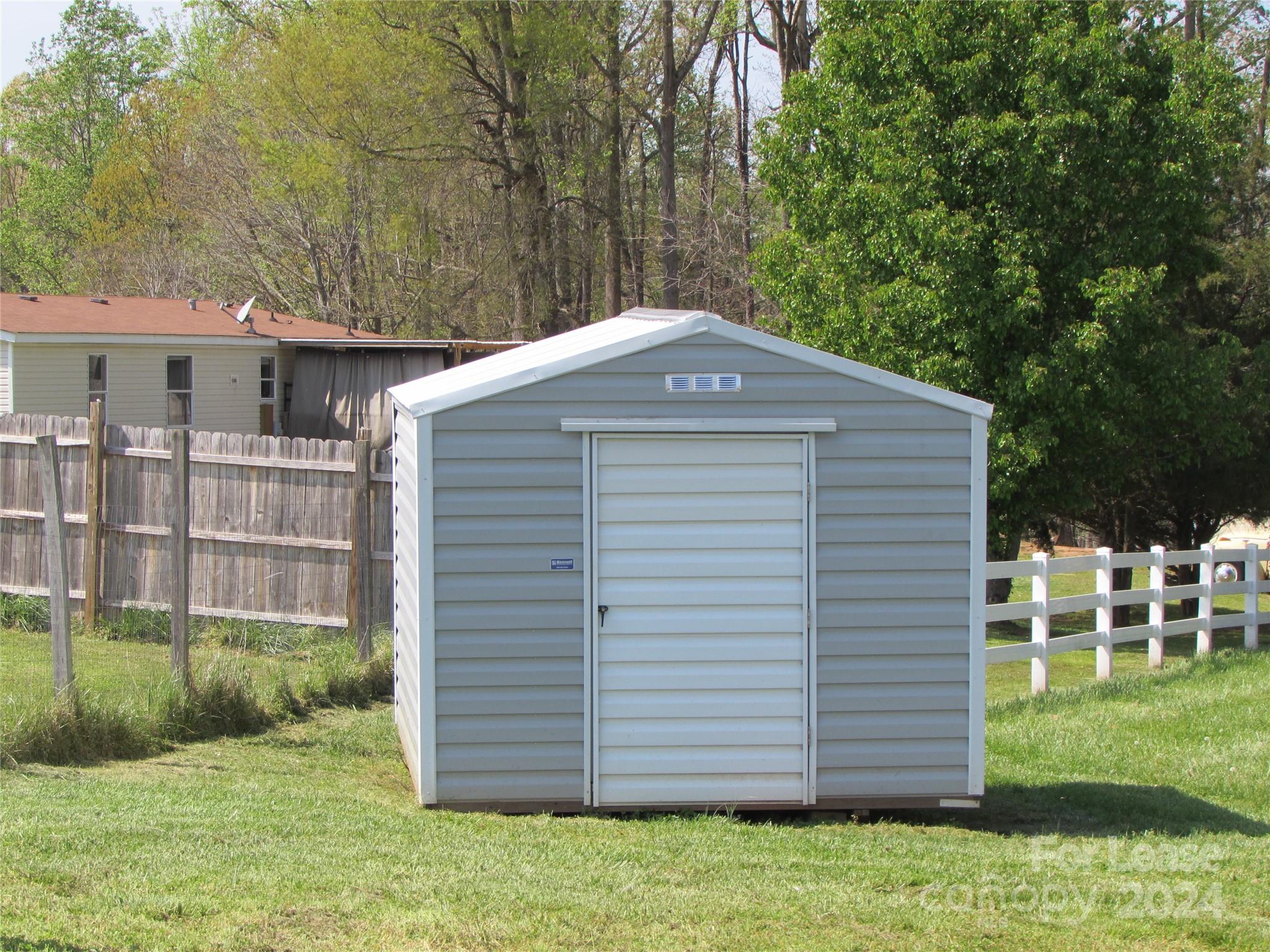 Lake Ridge - Residential Lease