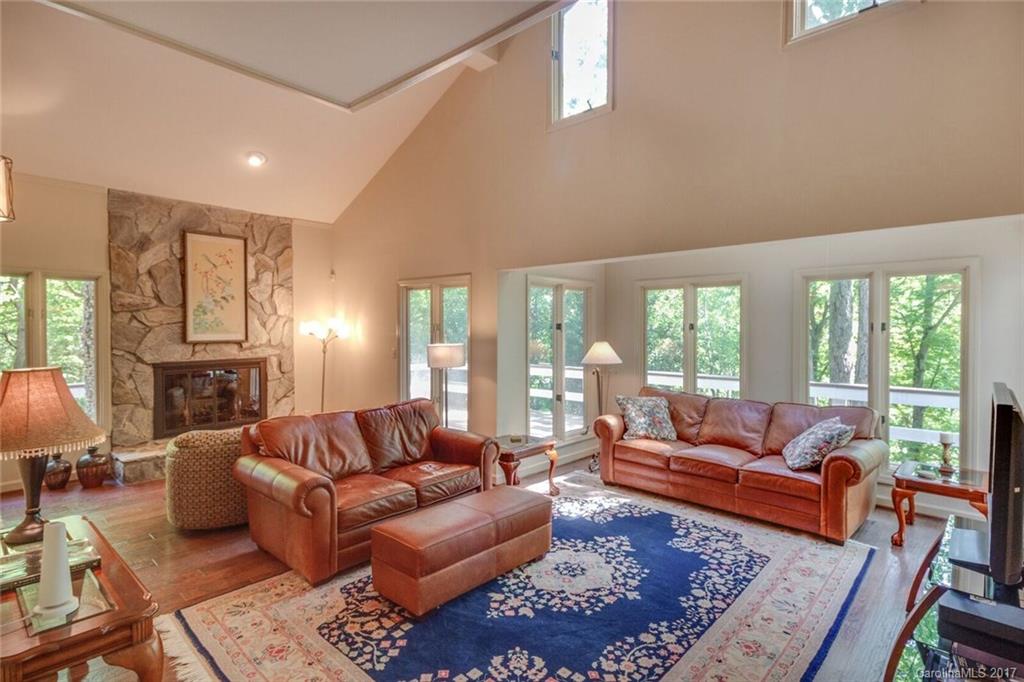 TEGA CAY - Residential