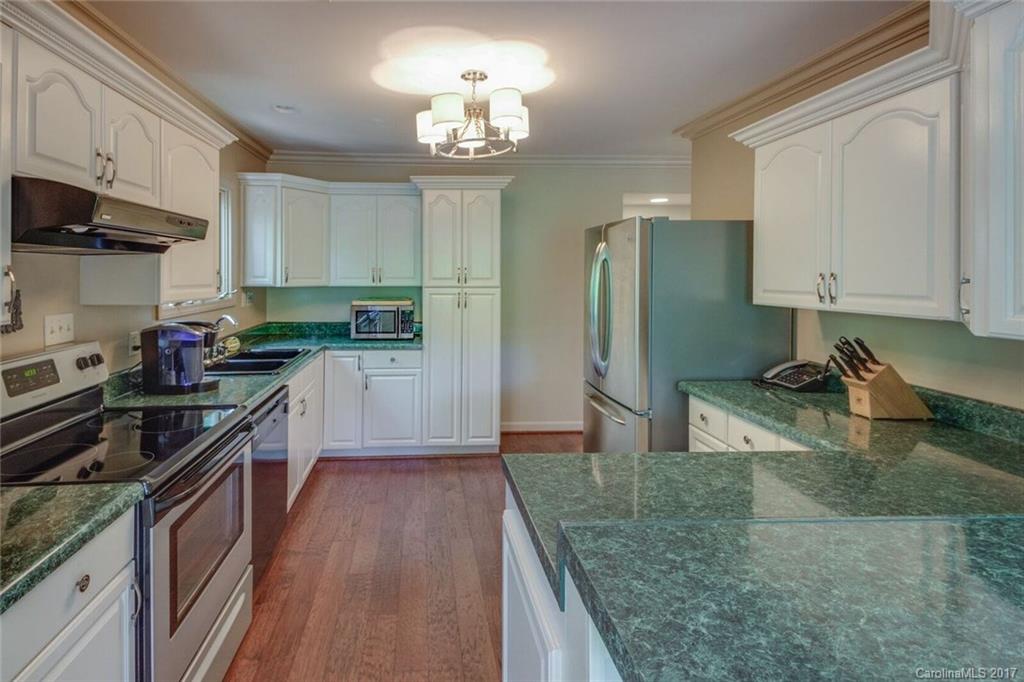 TEGA CAY - Residential