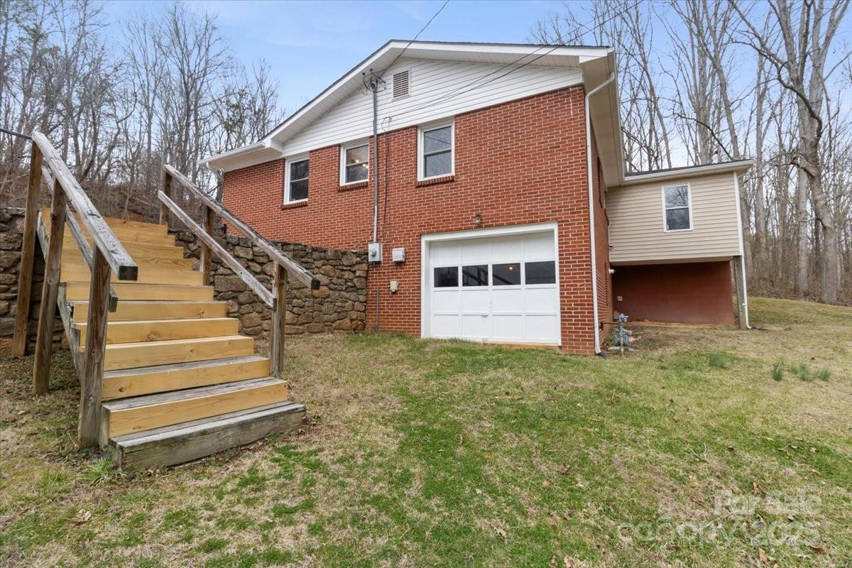 2599/2611 Old Mars Hill Highway