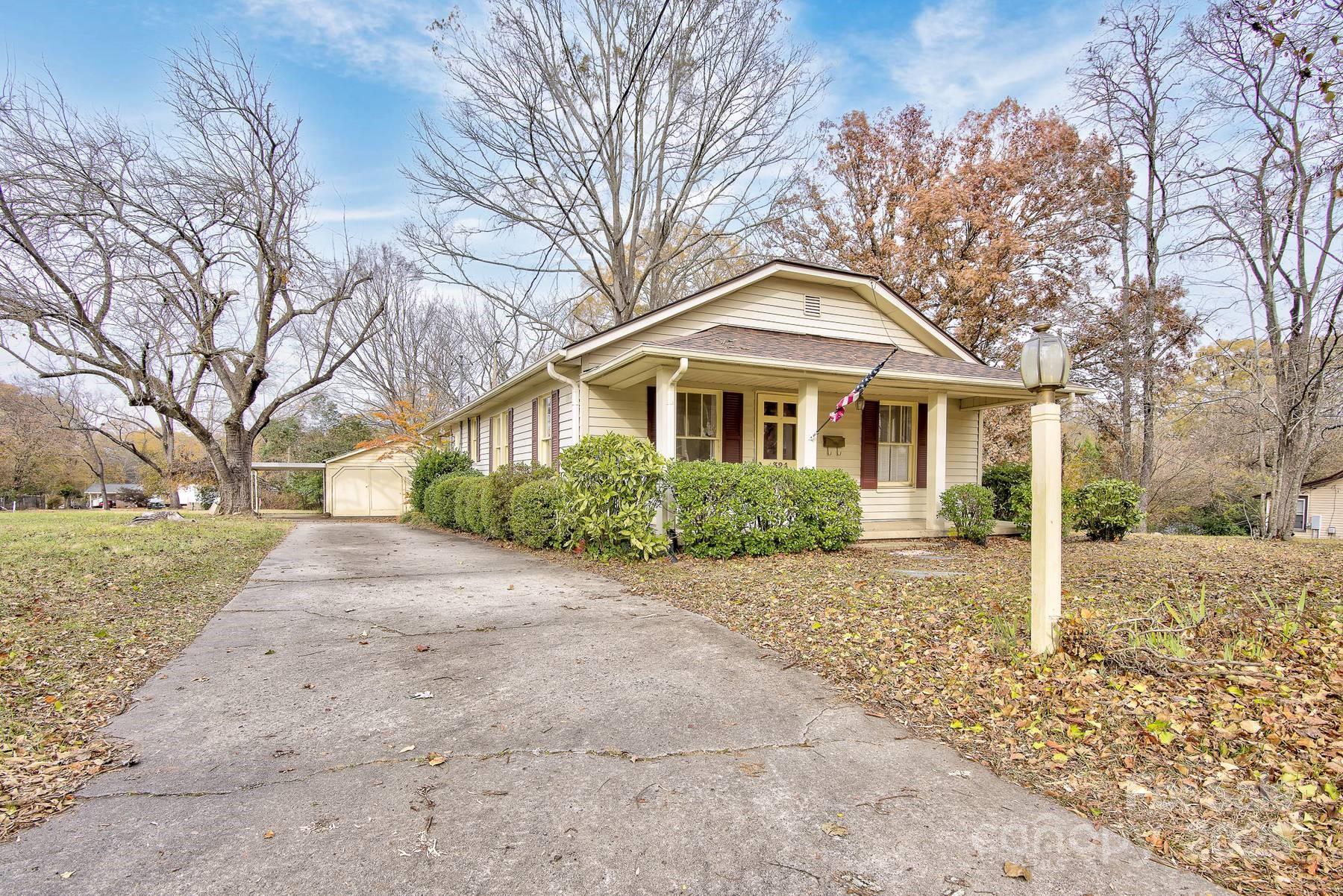 324 S Whitehead Avenue