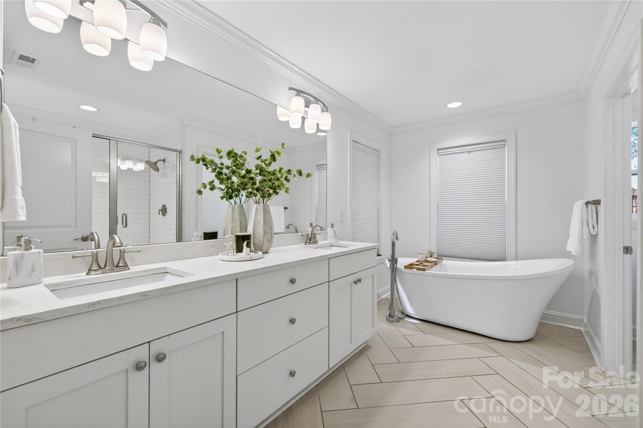 Villa Heights - Residential