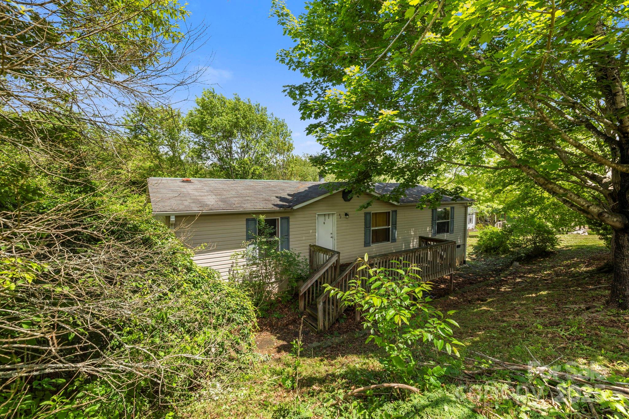 32 Crosswinds Drive