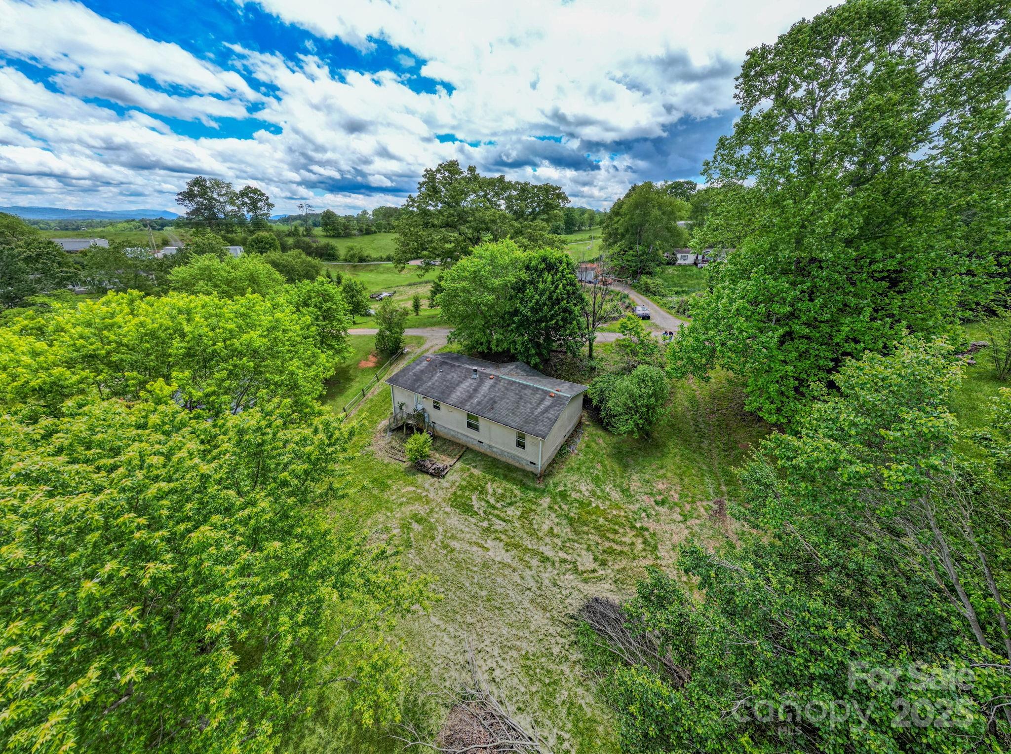 Whispering Winds - Residential