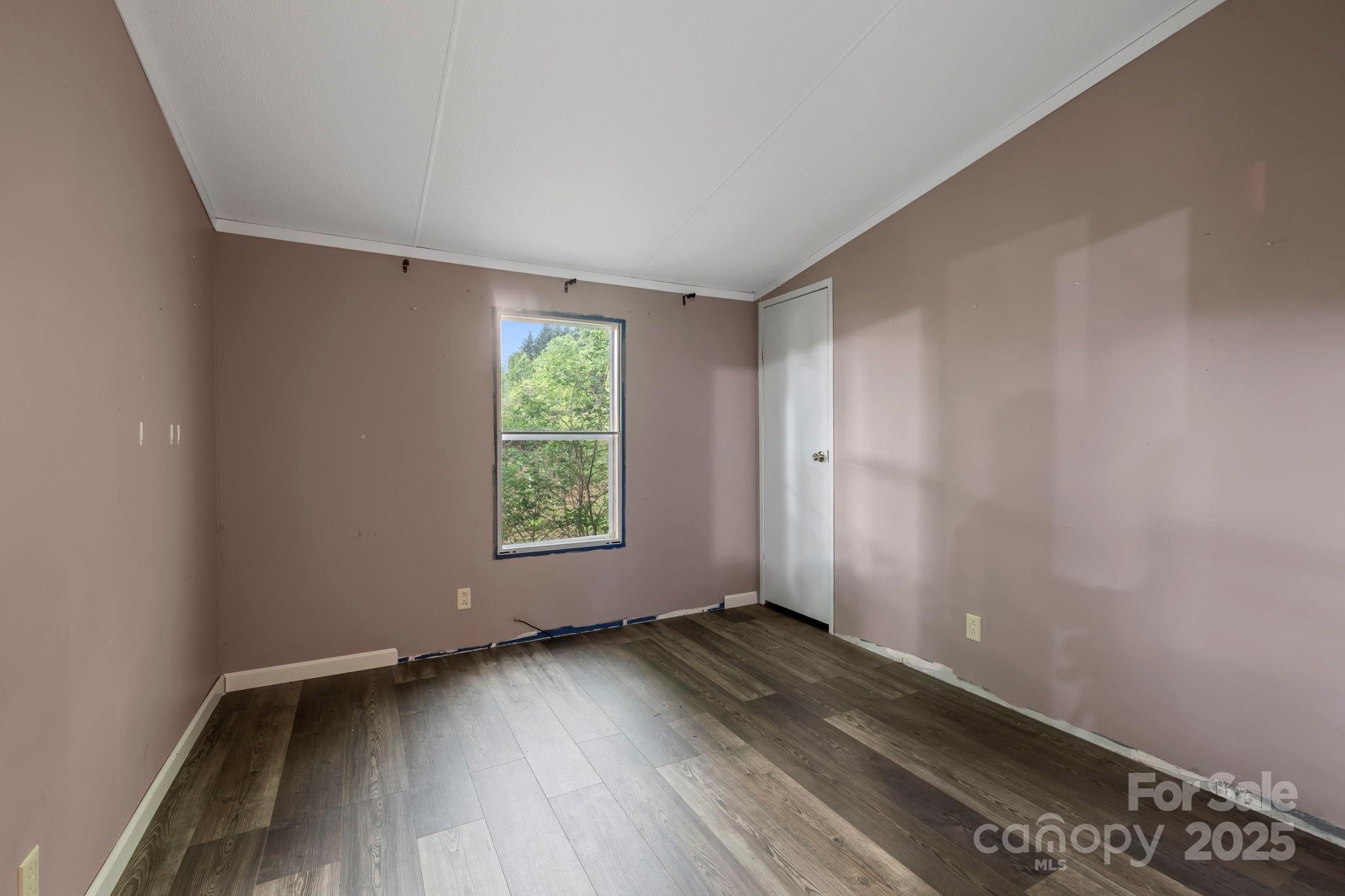 Whispering Winds - Residential