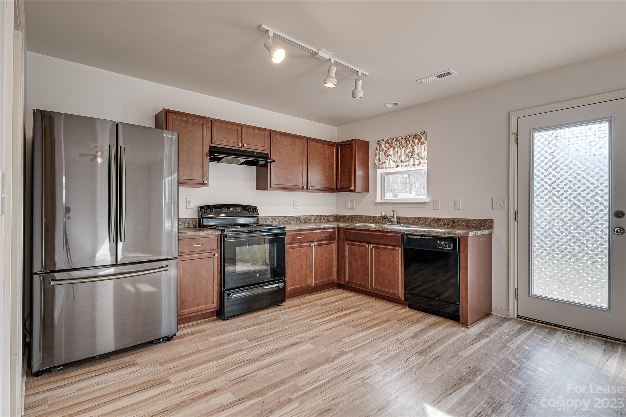 Pennacook - Residential Lease