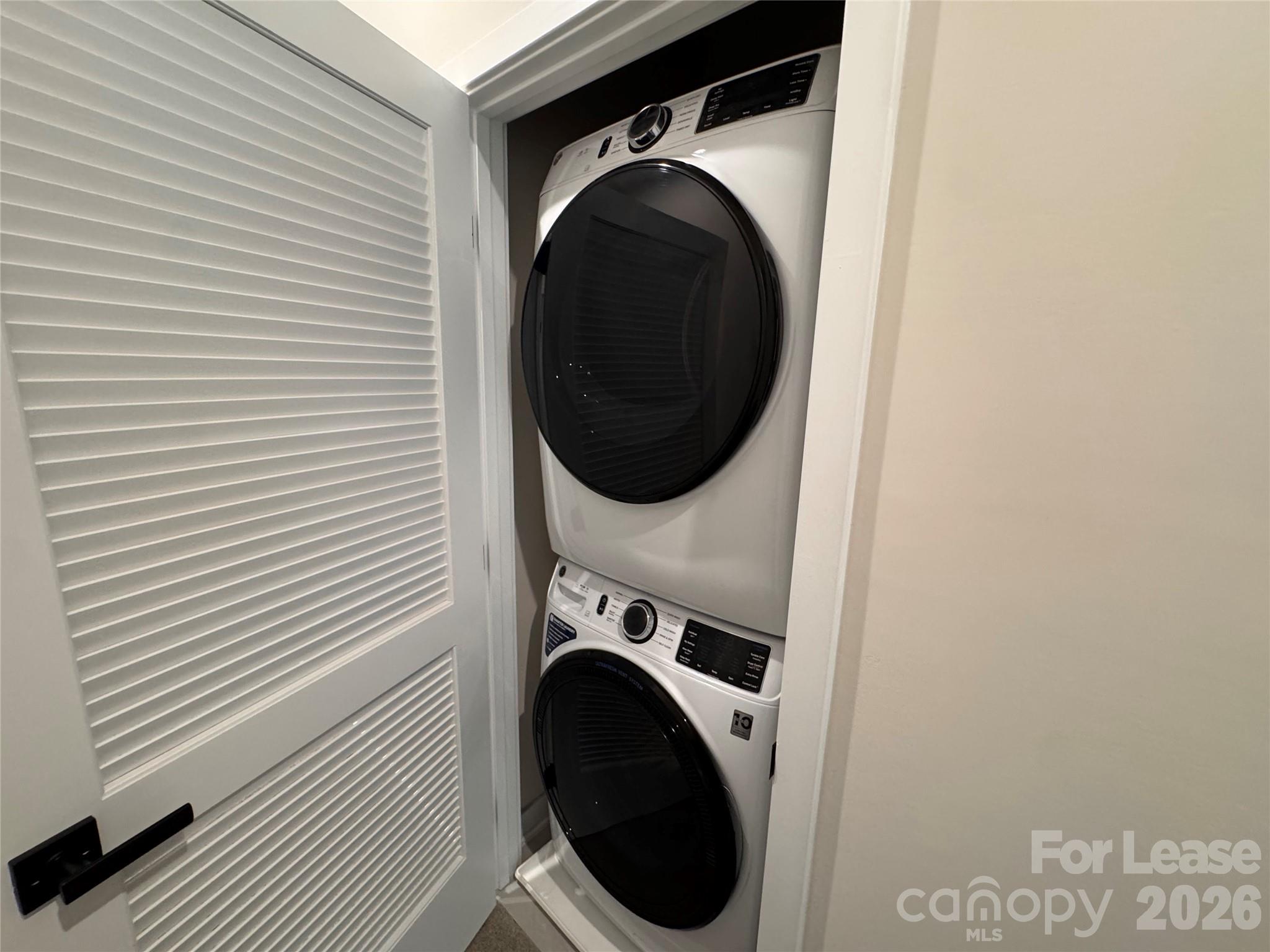 Southrail Station - Residential Lease