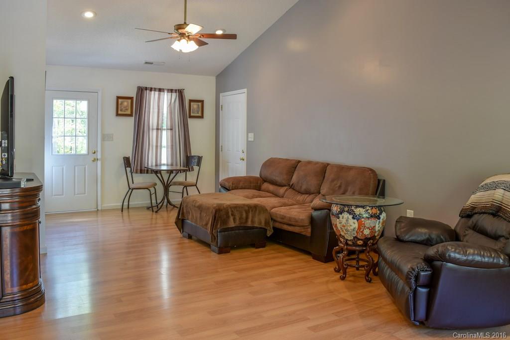 Pine View Terrace - Residential