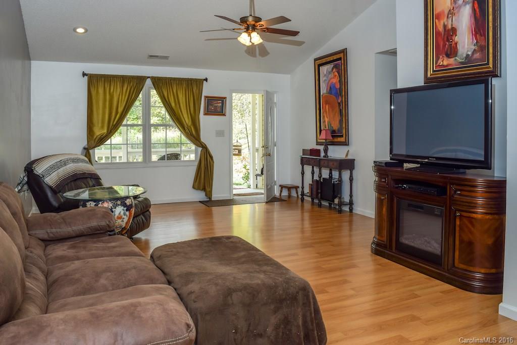 Pine View Terrace - Residential