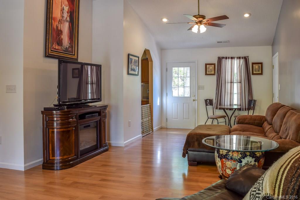 Pine View Terrace - Residential