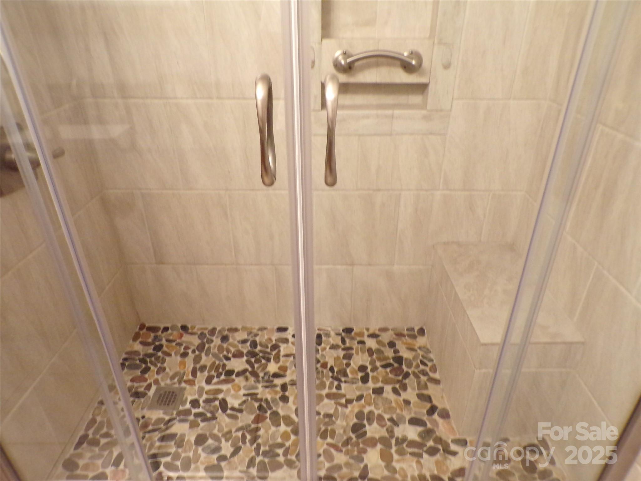 Colony Square - Residential