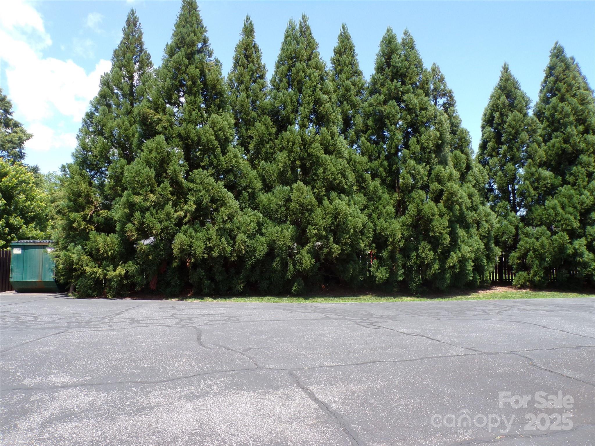 Colony Square - Residential