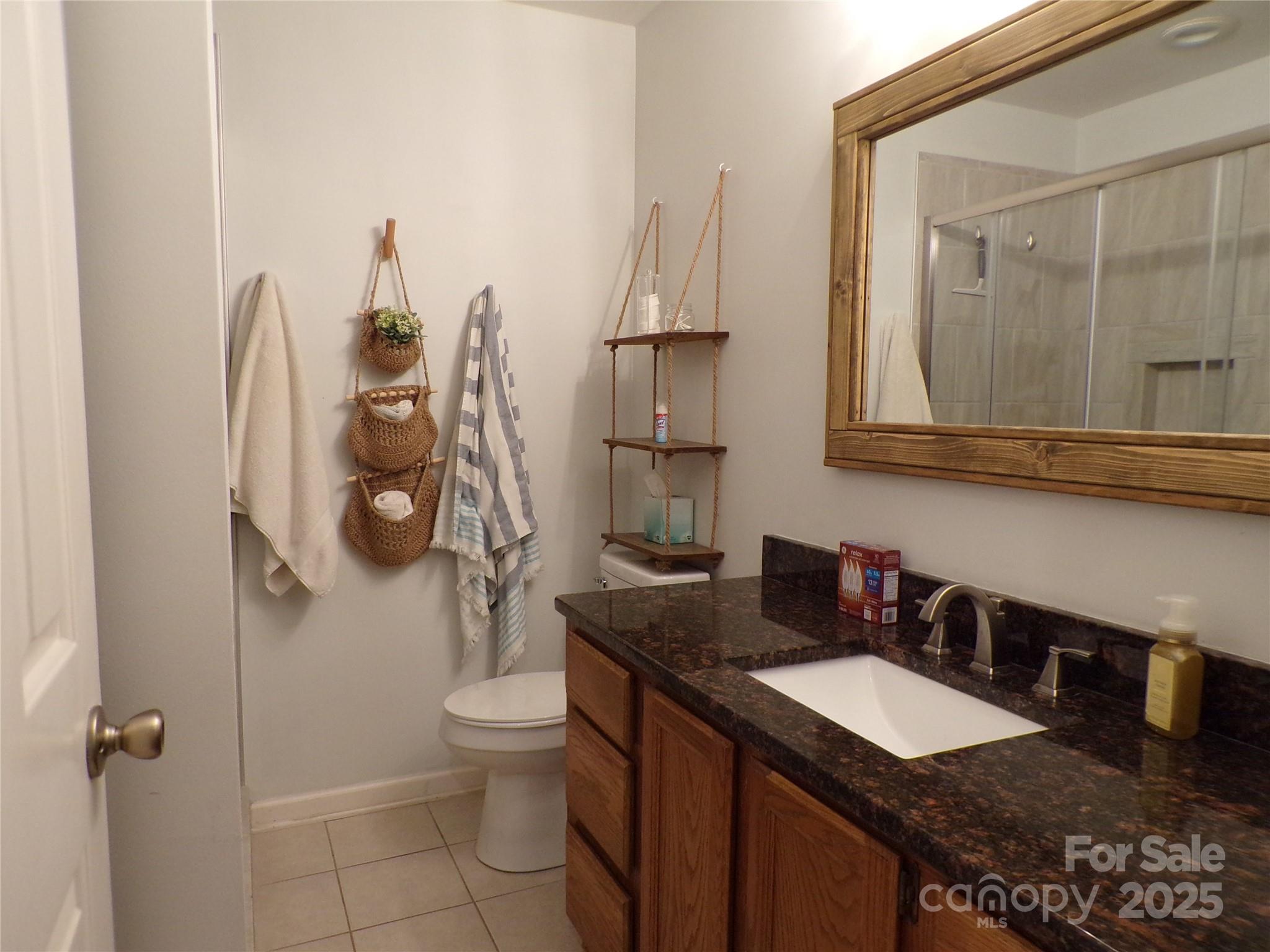 Colony Square - Residential