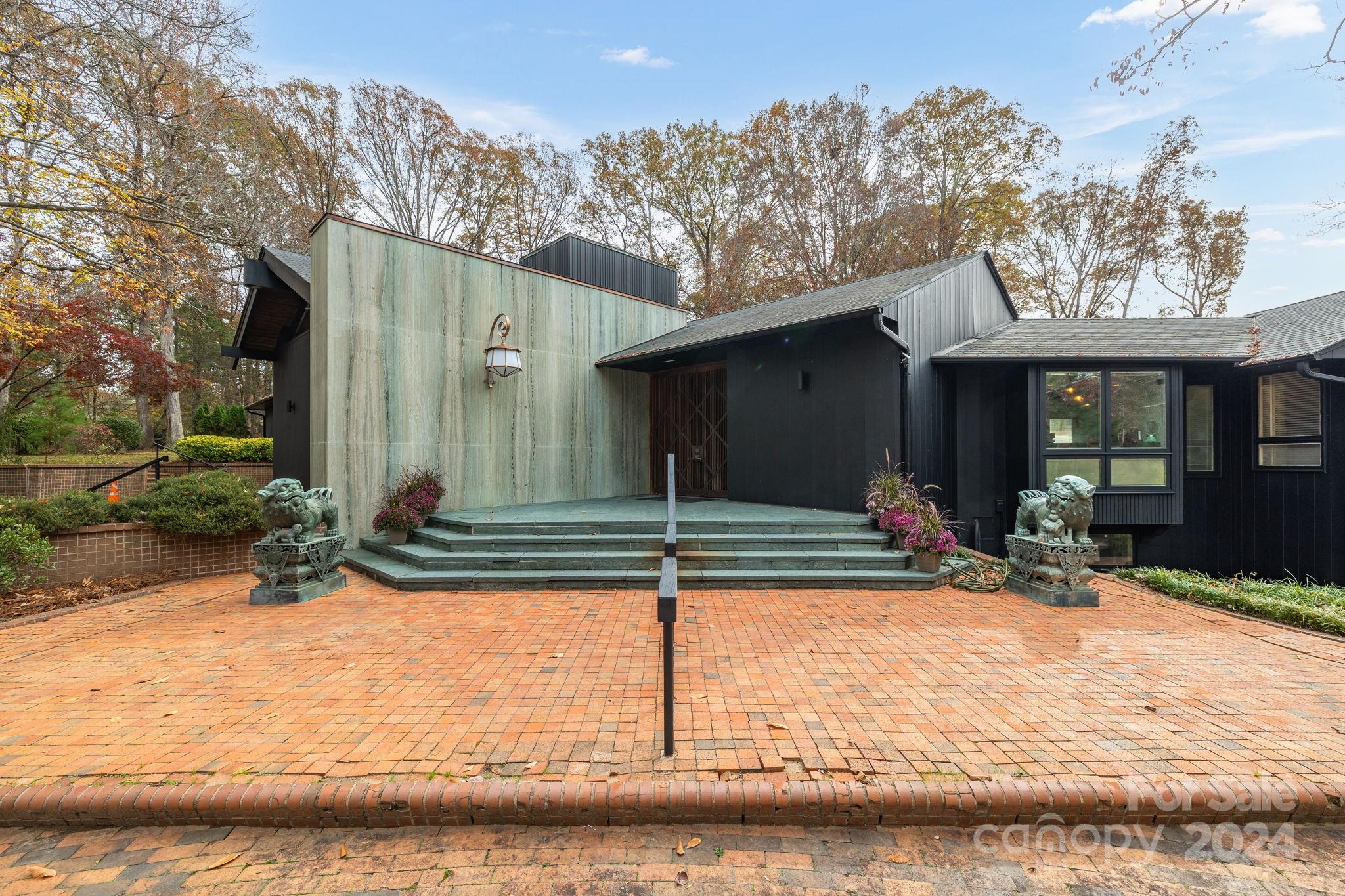2850 Galsworthy Drive