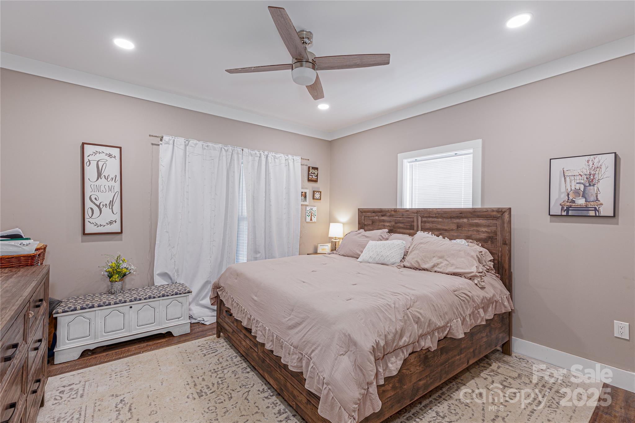 Arlington Oaks - Residential