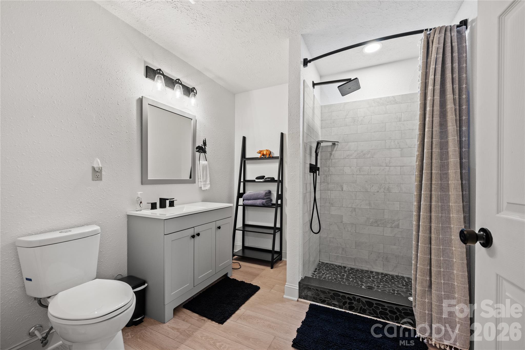 Valley Creek Run - Residential