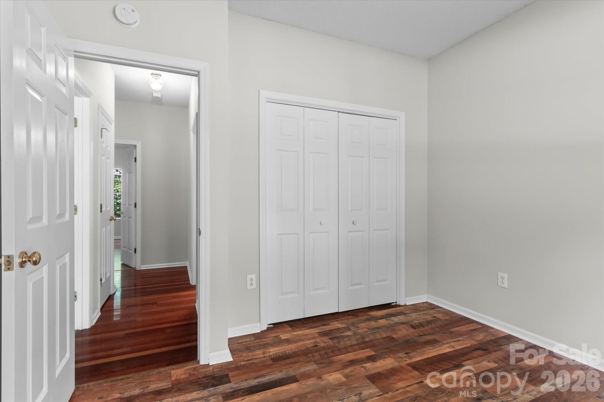 Harris Pointe At Mallard Ridge - Residential