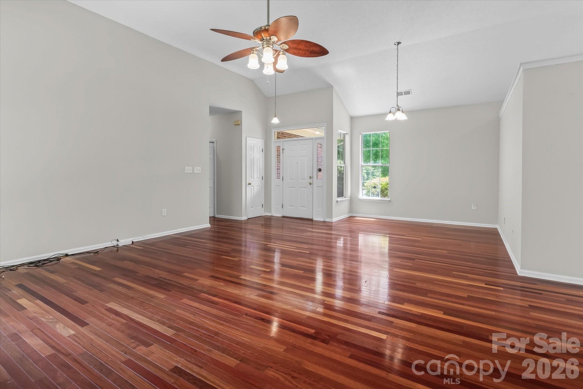 Harris Pointe At Mallard Ridge - Residential