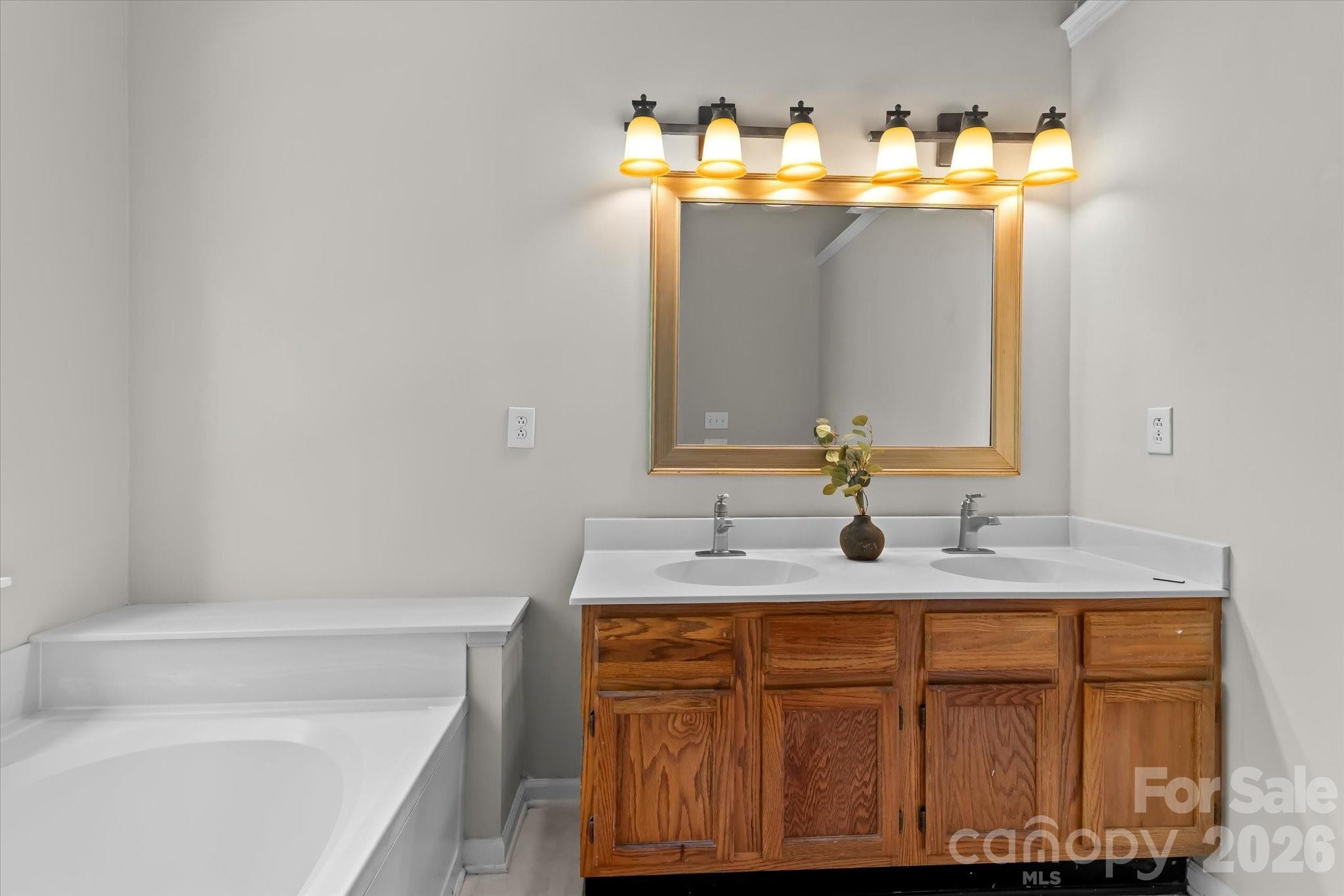 Harris Pointe At Mallard Ridge - Residential
