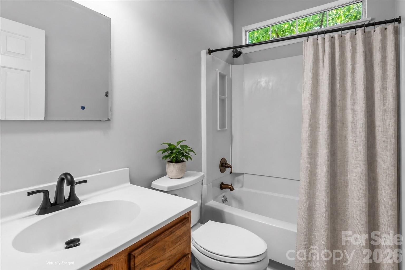 Harris Pointe At Mallard Ridge - Residential