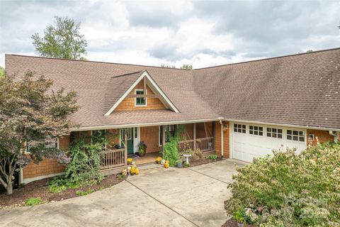 56 Devonshire Drive Mills River NC 28759
