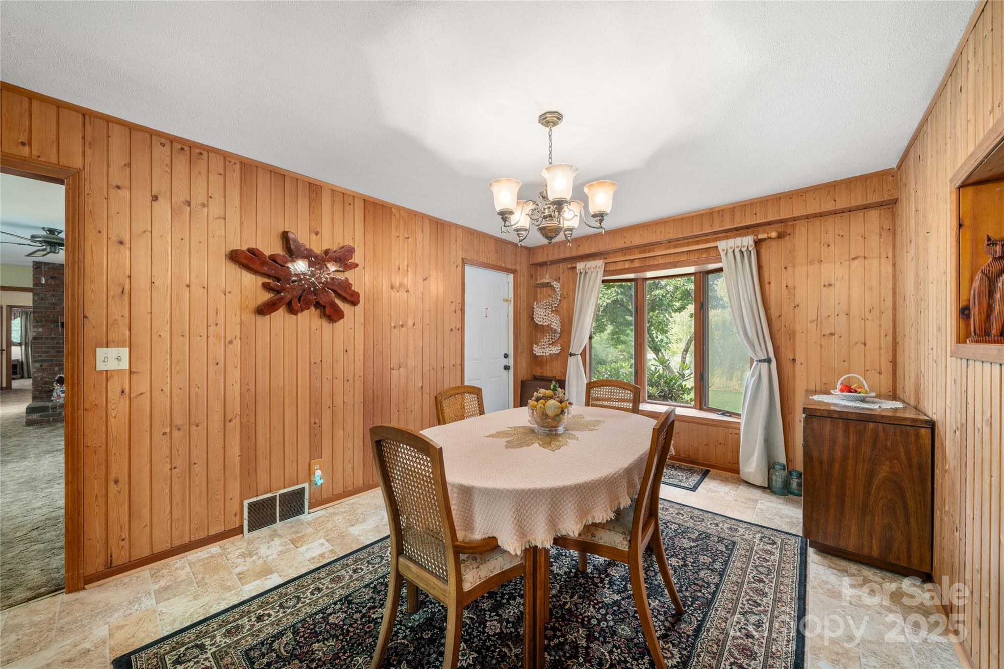 335 Lake Circle Drive