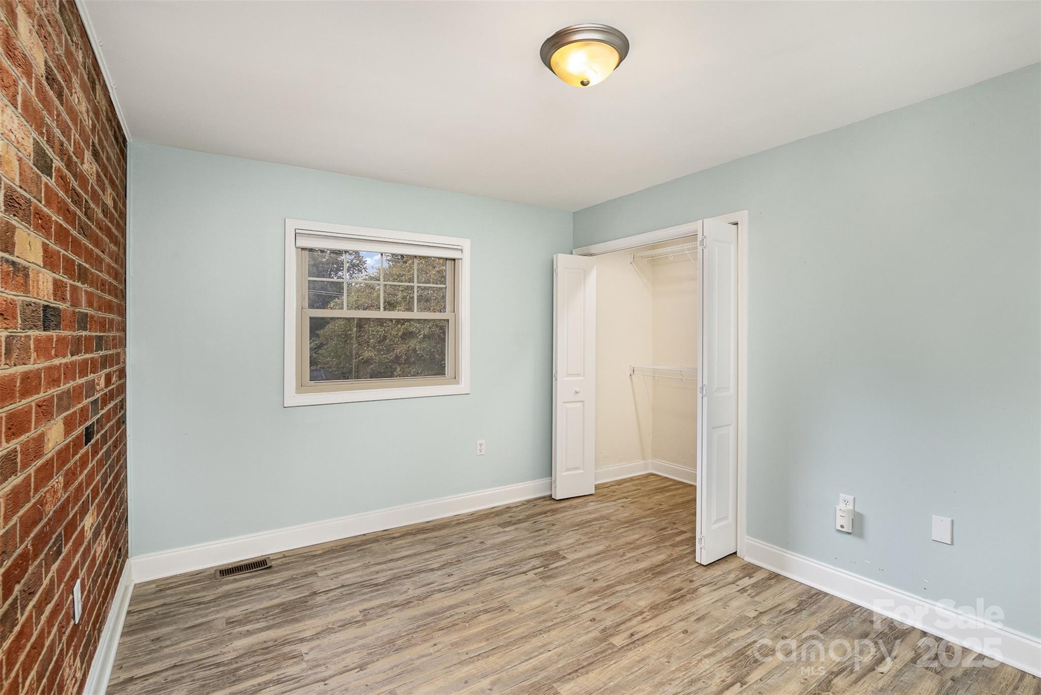 Jamestowne Commons - Residential