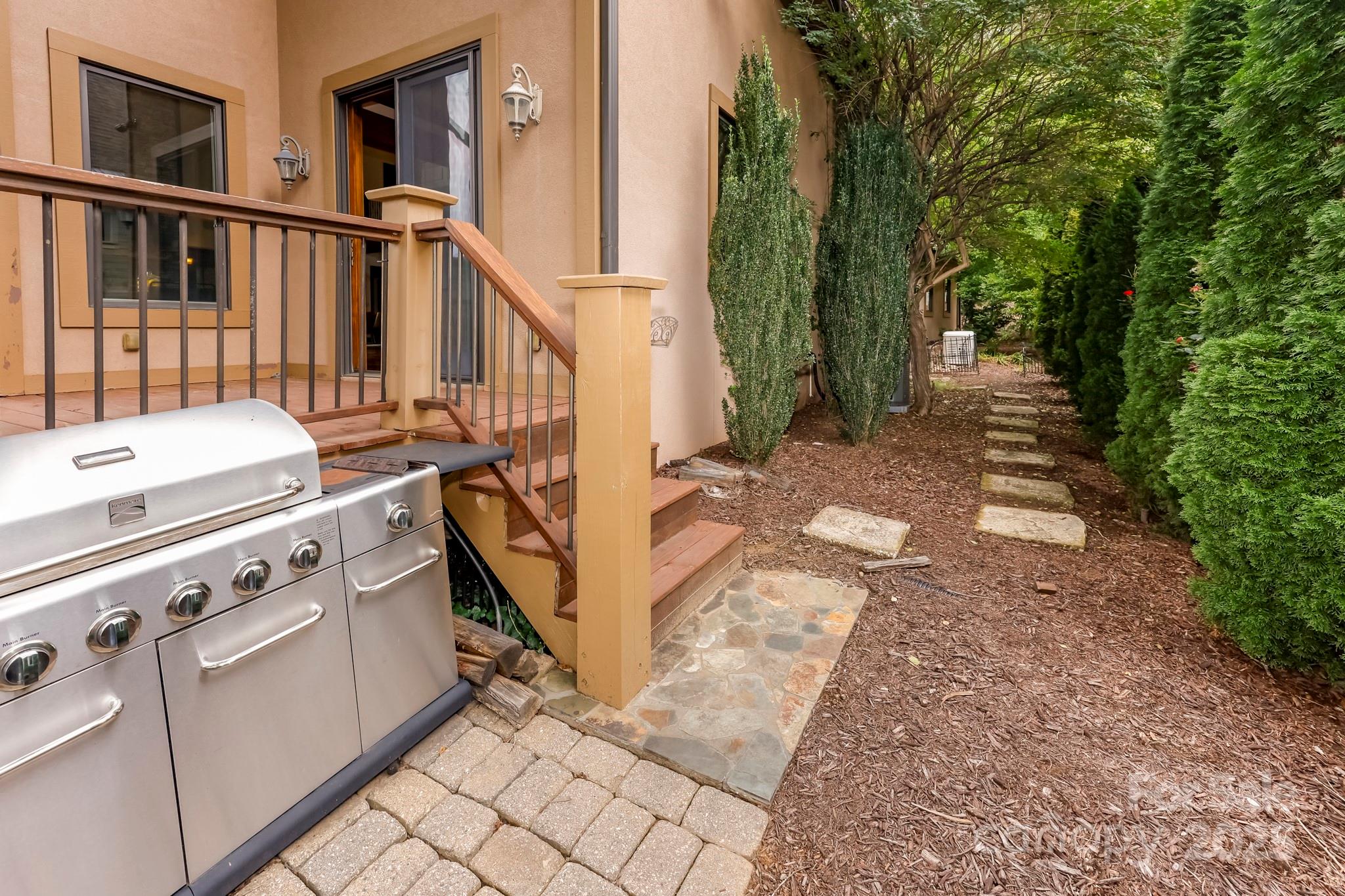 Firefly Cove - Residential