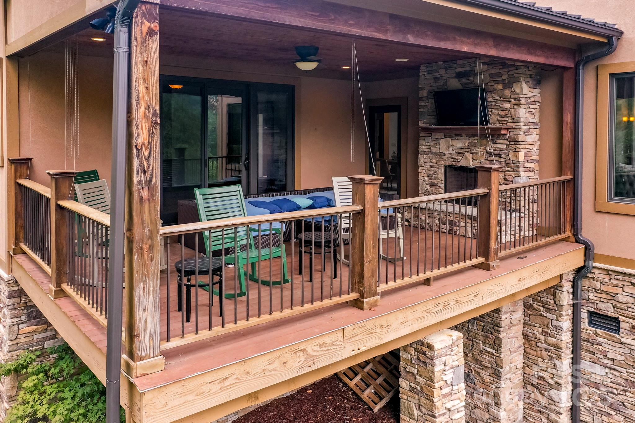 Firefly Cove - Residential