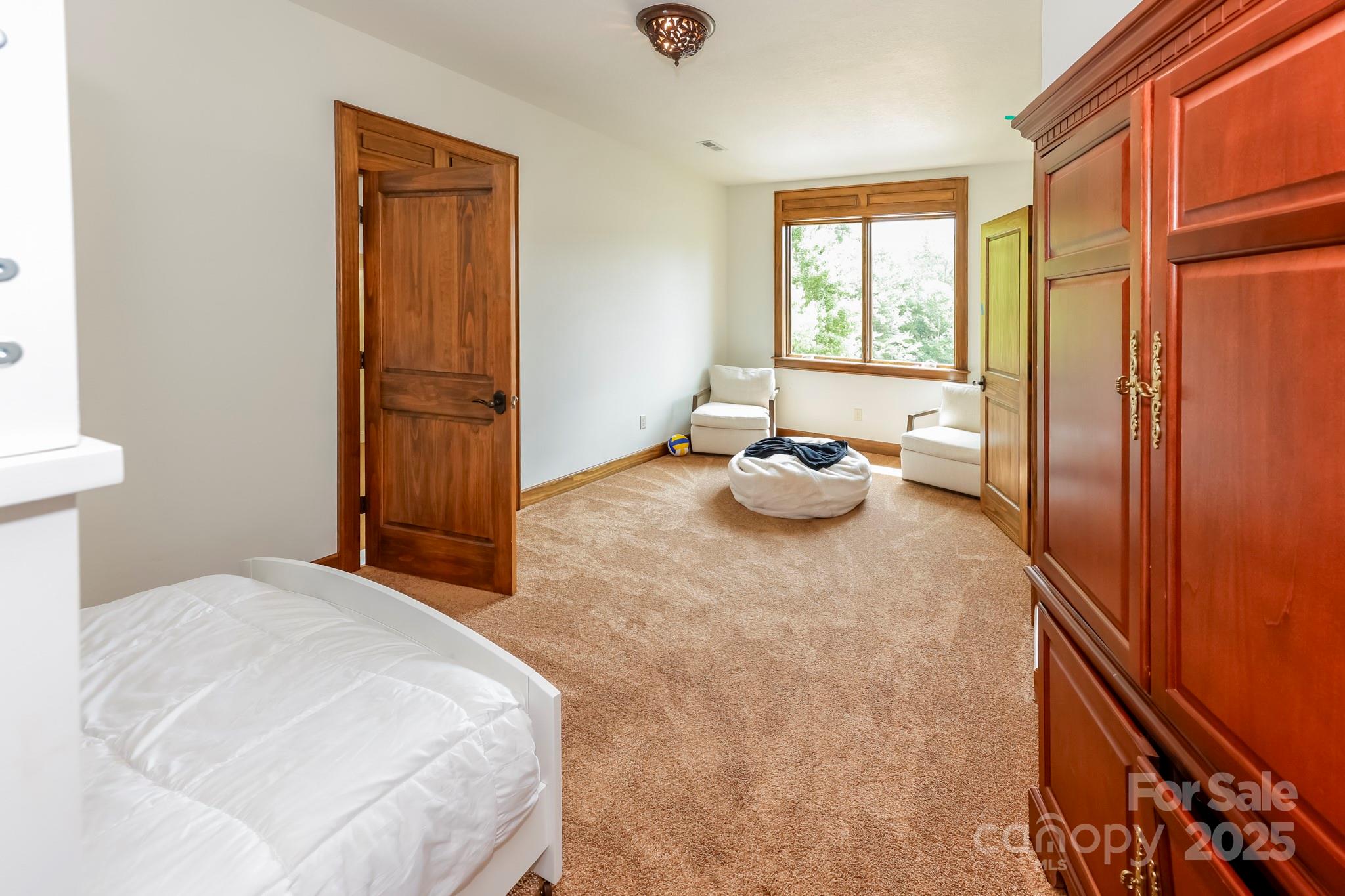 Firefly Cove - Residential