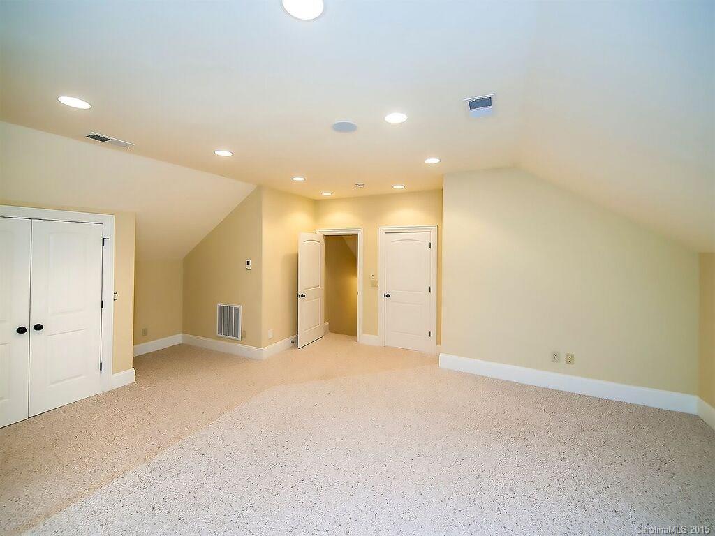 Chatelaine - Residential