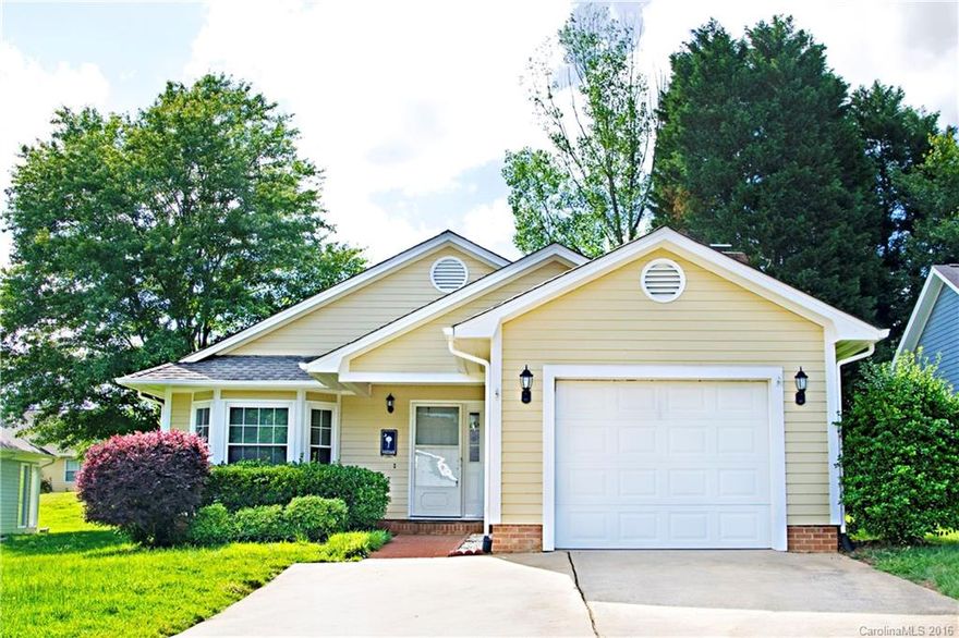 Beautiful 3 Bedroom 2 Bath Patio Home, lives like a single family home with Condo Ownership & Maintained Lawns! Cathedral Ceiling, NEW 2" Plantation Blinds, Gas Log Fireplace, updated hardware, and lighting throughout. BRAND NEW HVAC, carpet, flooring, paint, granite counter tops and appliances. Great Screened porch, comfort of one Car Attached Garage. Fantastic Storage and Closet Space throughout.