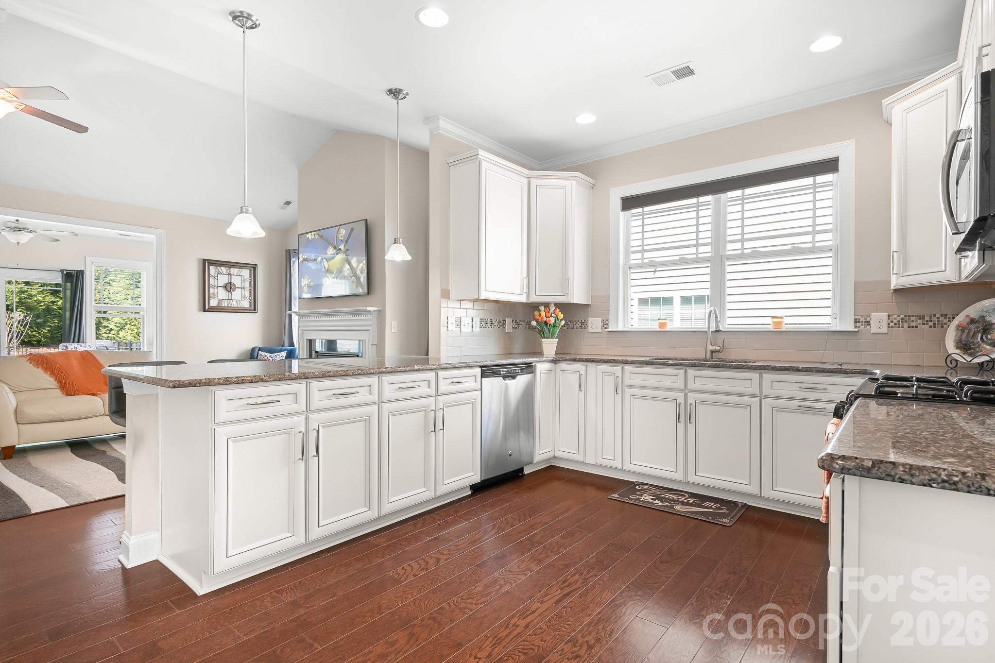 Baileys Glen - Residential