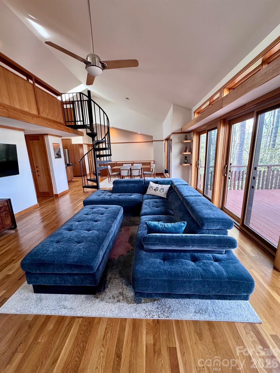 521 Wood Thrush Court