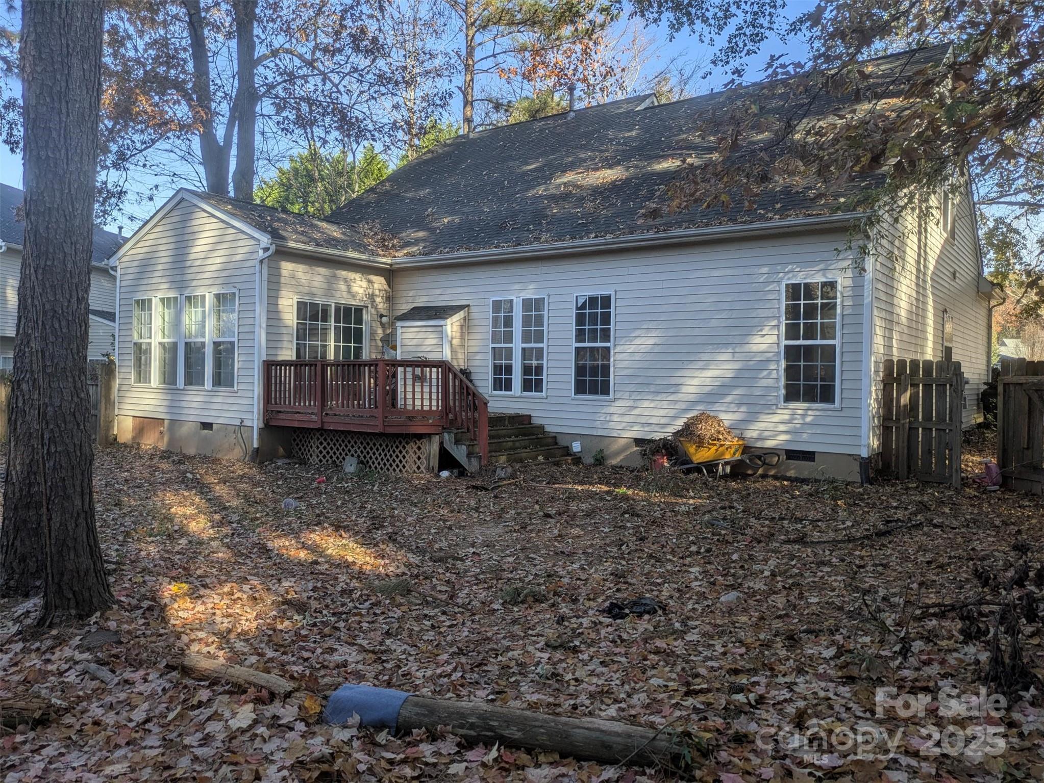 755 Sunset Point Drive